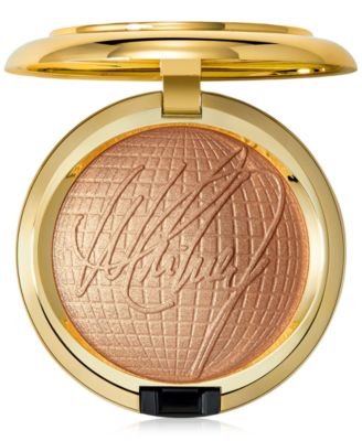 MAC - Extra Dimension Skinfinish