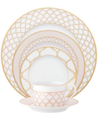 Noritake - Eternal Palace Gold 5-Piece Place Setting