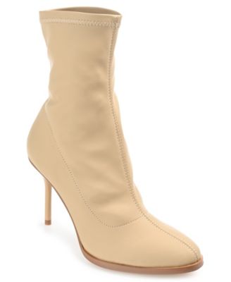 Journee Collection