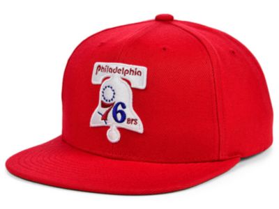 Mitchell & Ness - Philadelphia 76ers HWC Basic Classic Snapback Cap