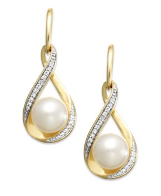 Macy's - Cultured Freshwater Pearl (7mm) and Diamond (1/10 ct. t.w.) Earrings in 14K Gold