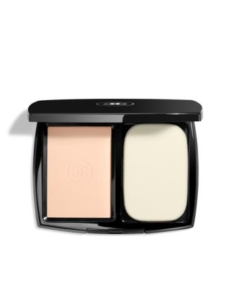 CHANEL - ULTRA LE TEINT Ultrawear All-Day Comfort Flawless Finish Compact Foundation
