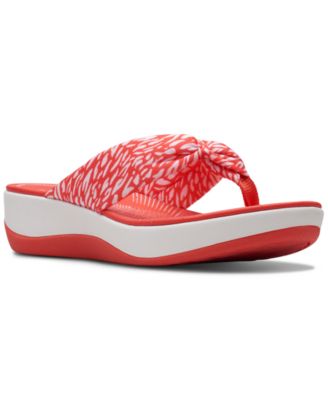 Clarks - Women's Arla Glison Printed Fabric Flip-Flop Sandals