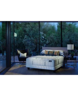 King Koil - Westmoore 13.5" Firm Mattress Set- Queen Split