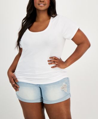 Aveto - Trendy Plus Size Scoop-Neck T-Shirt