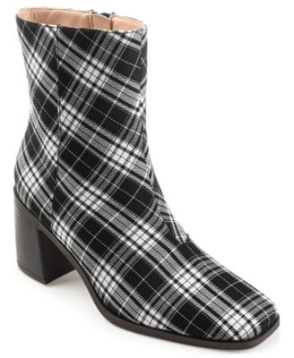 Journee Collection
