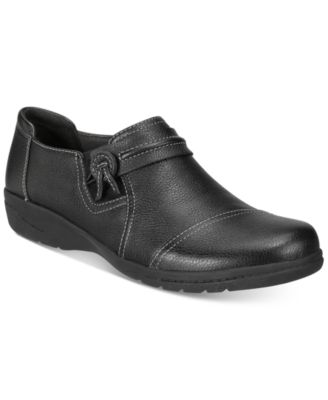 Clarks - Women's Cheyn Madi Flats